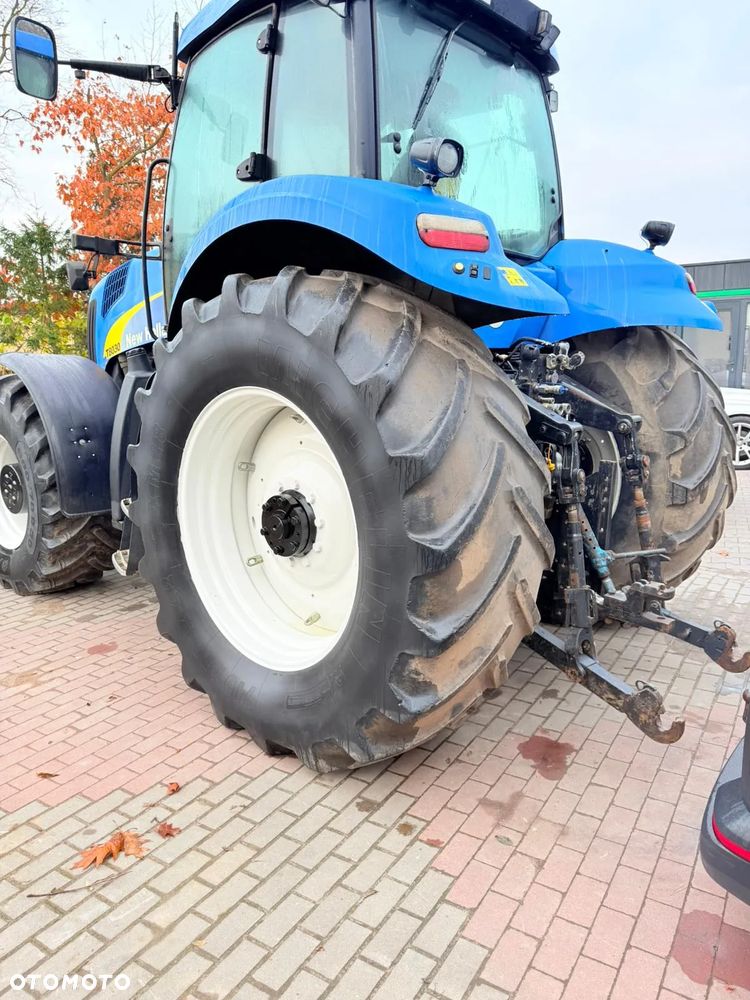 New Holland T8030 - 12
