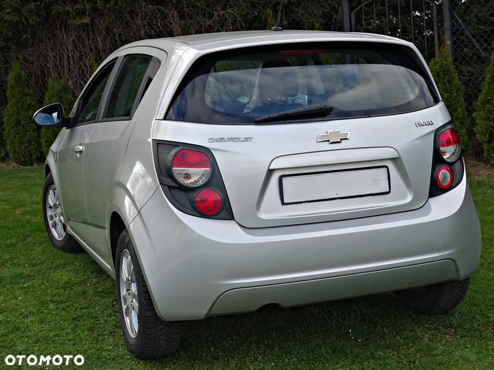 Chevrolet Aveo - 22