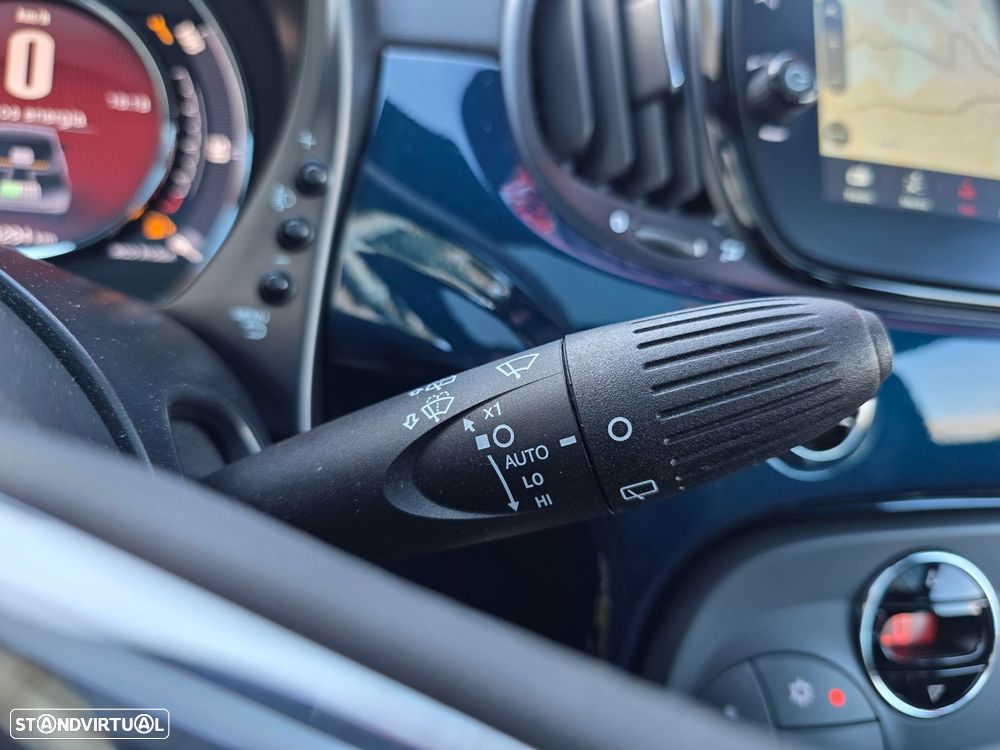 Fiat 500 1.0 Hybrid Connect - 13