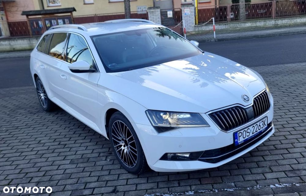 Skoda Superb 2.0 TDI 4x4 DSG Ambition - 1