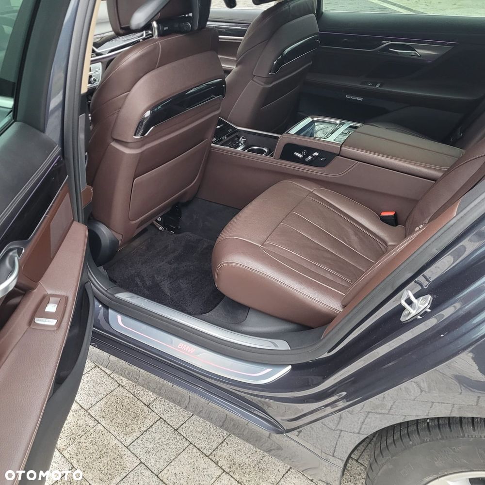 BMW Seria 7 740Ld xDrive - 12