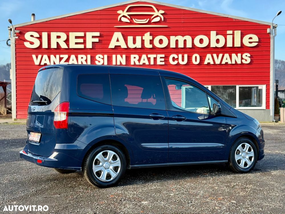 Ford Tourneo Courier 1.5 TDCi Ambiente - 4