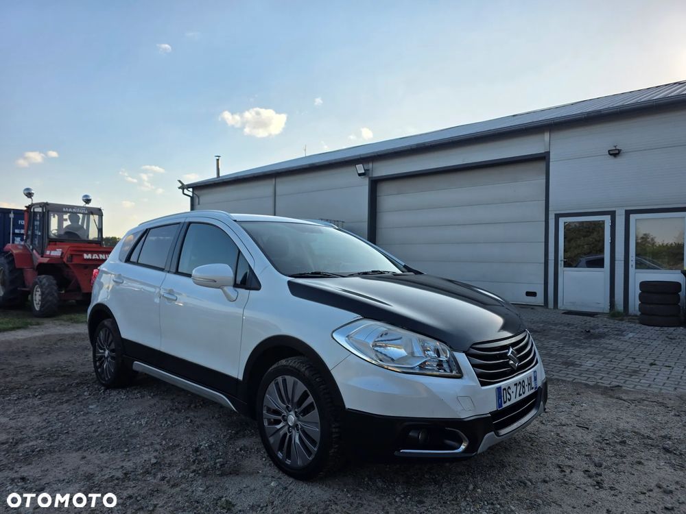 Suzuki SX4 S-Cross 1.6 DDiS 4x4 Comfort - 4
