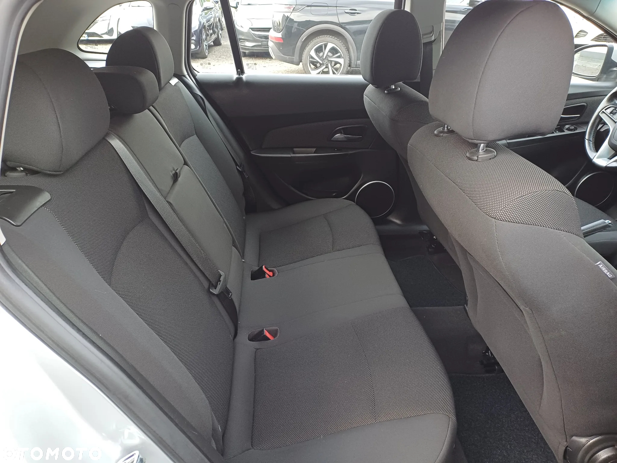 Chevrolet Cruze Station Wagon 1.6 LS+ - 10