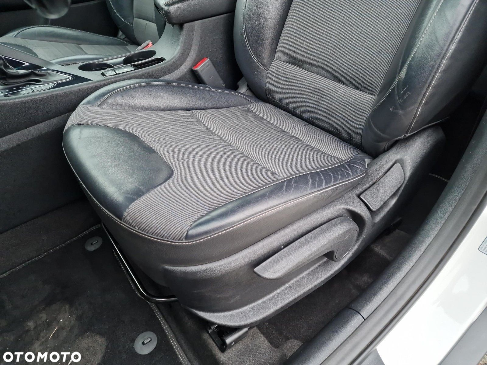 Kia Niro 1.6 GDI Plug-in Hybrid L - 12