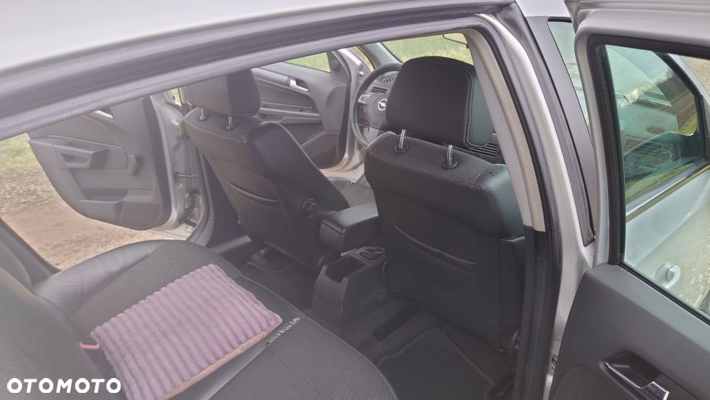 Opel Astra 1.6 Cosmo - 24