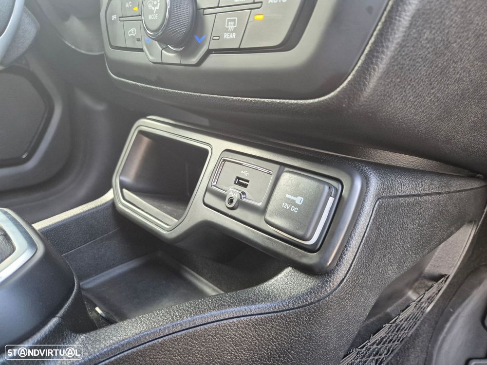 Jeep Renegade 1.3 T Night Eagle DCT - 20