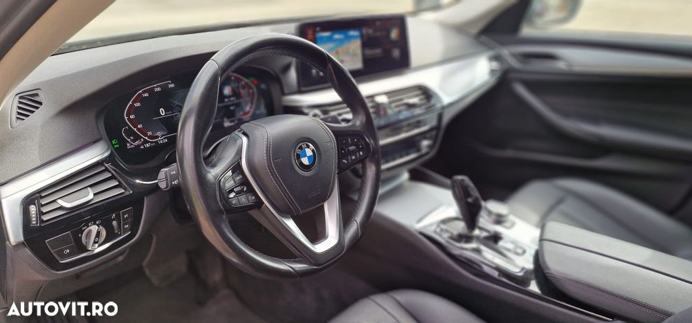 BMW Seria 5 520d AT MHEV - 15