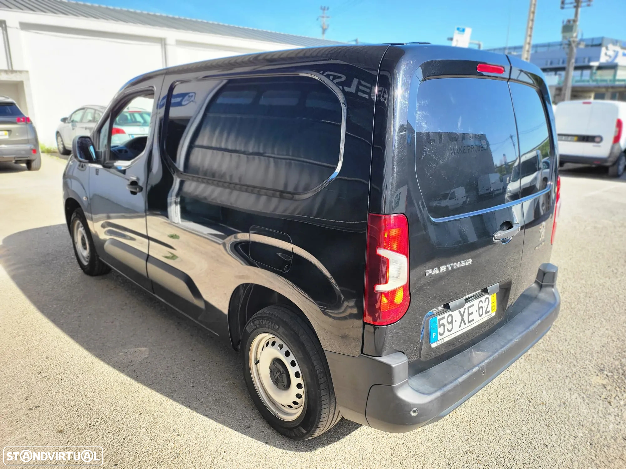 Peugeot Partner 1.6BlueHDI 100cv 3Lugares - 4