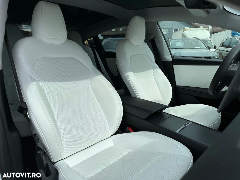Tesla Model 3 Standard Reichweite Plus Hinterradantrieb - 18