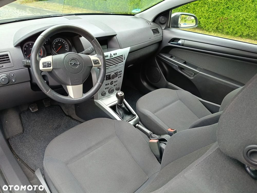 Opel Astra - 35