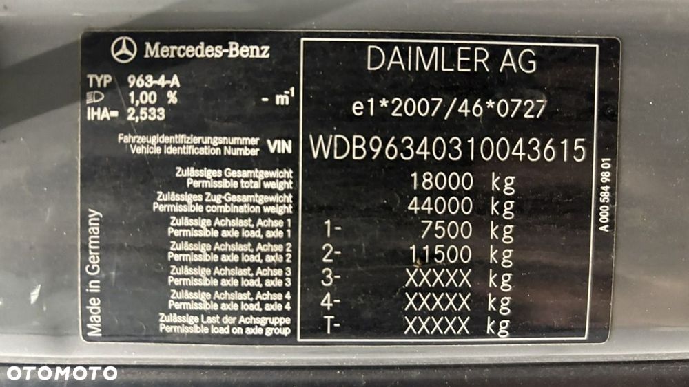 Mercedes-Benz Actros - 22