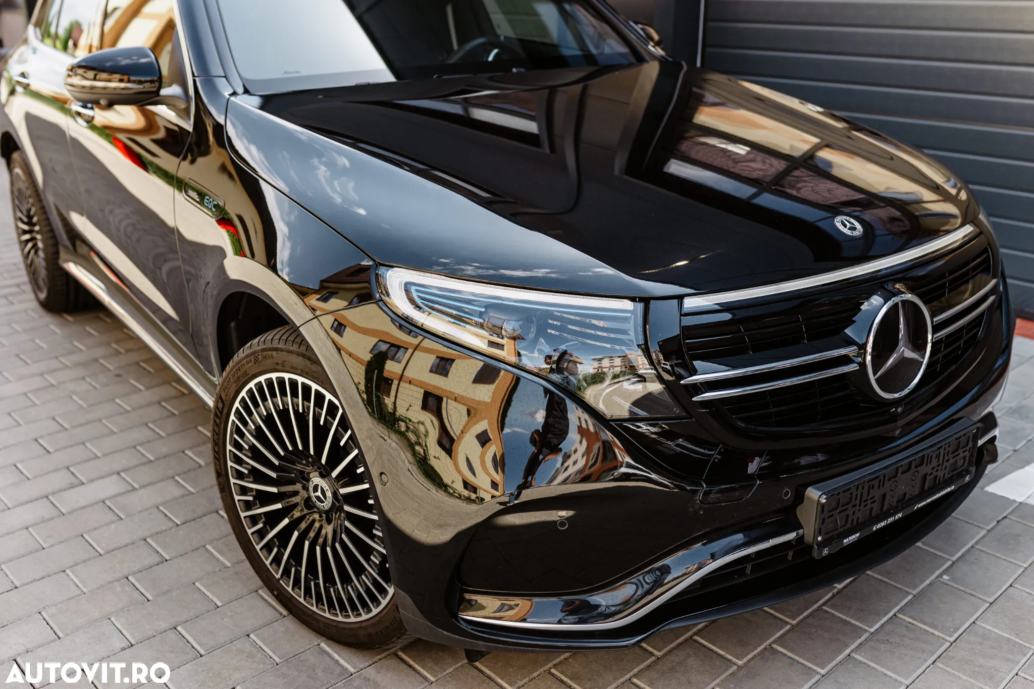 Mercedes-Benz EQC 400 4Matic AMG Line - 8