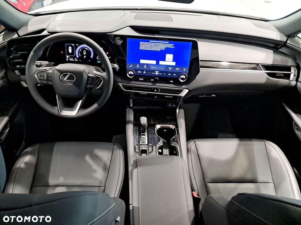 Lexus RX - 12