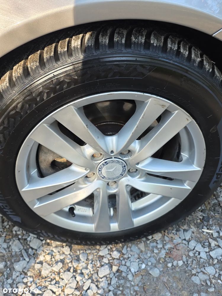 Mercedes-Benz Klasa C 220 CDI Elegance - 18