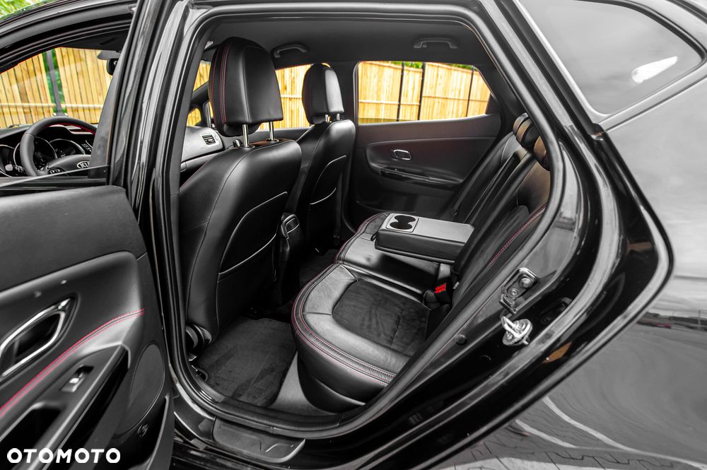 Kia Ceed 1.6 T-GDI GT-Challenge - 25