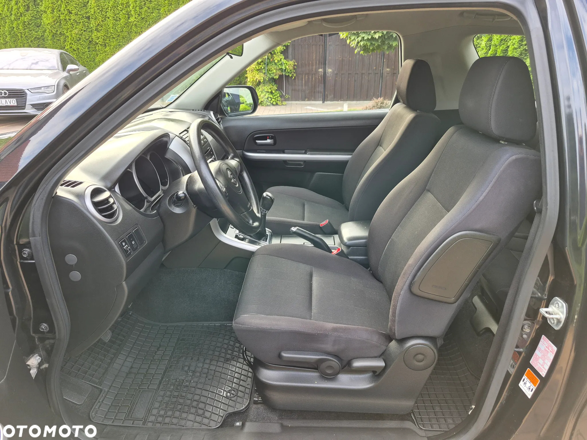 Suzuki Grand Vitara 1.9 DDiS Comfort - 20