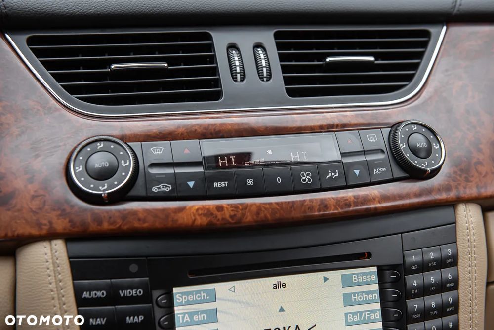 Mercedes-Benz CLS 500 - 19