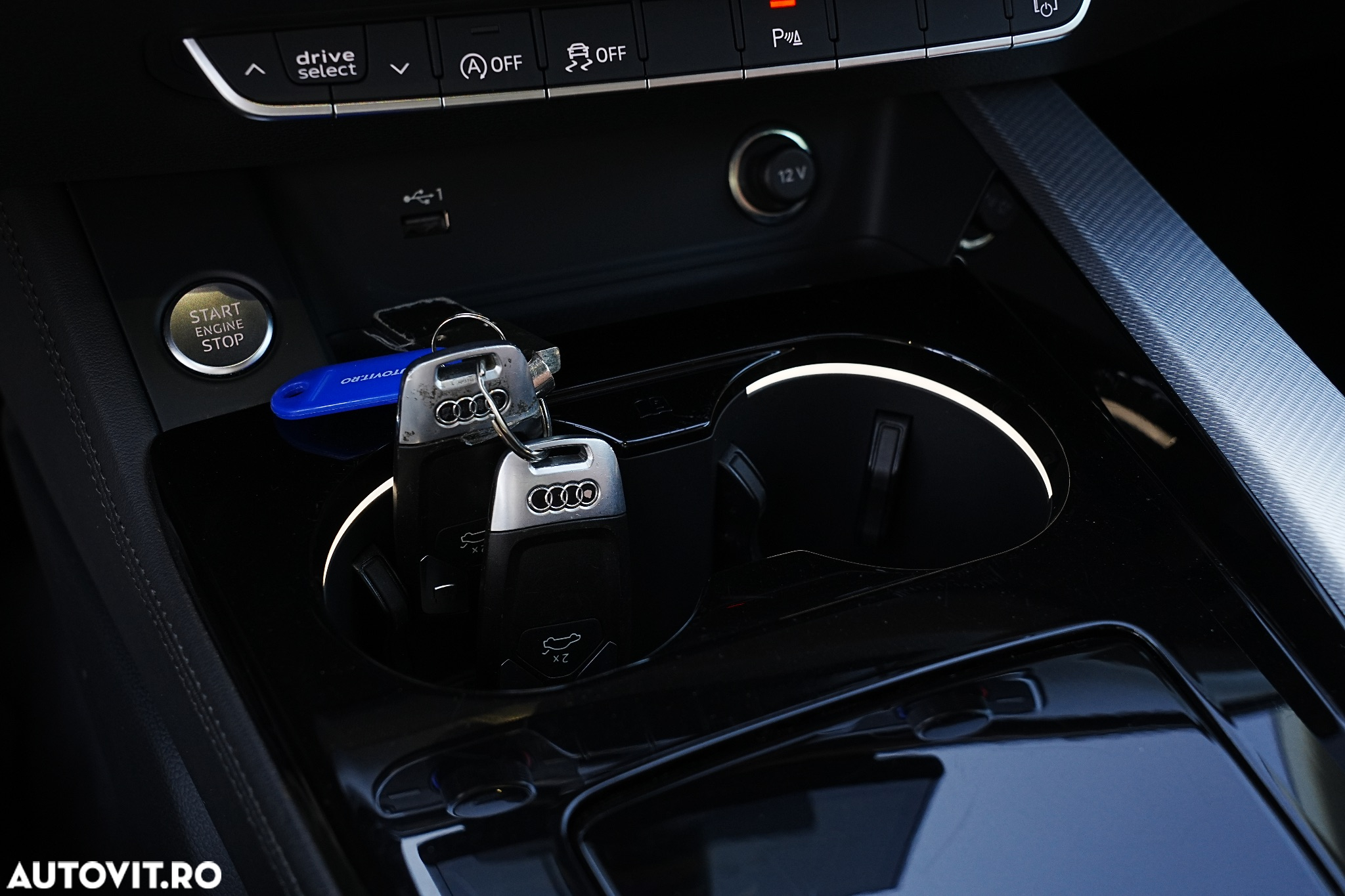Audi A4 40 TFSI S tronic design - 17