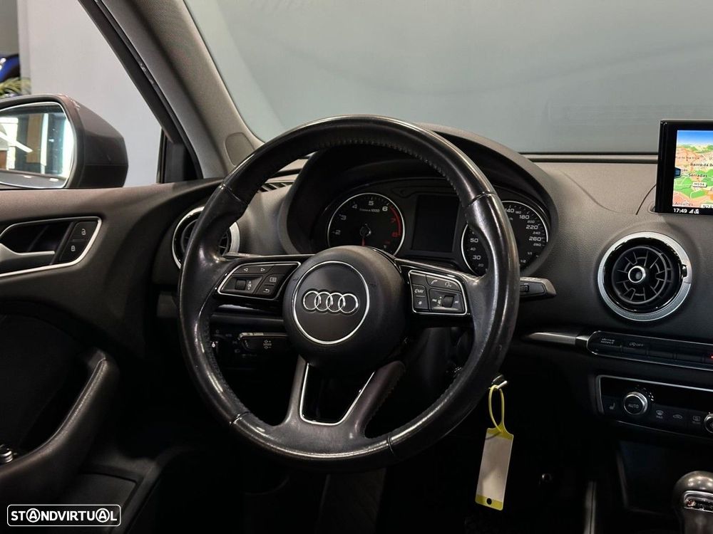Audi A3 Sportback 1.4 TFSi Sport S tronic - 9