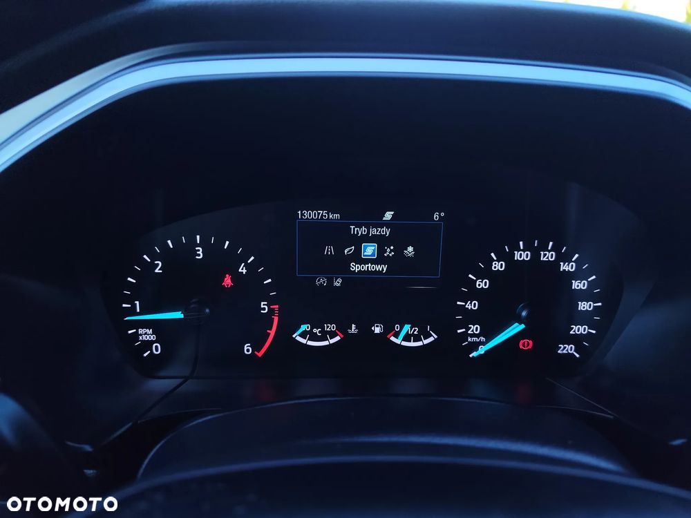 Ford Kuga 1.5 EcoBlue FWD Titanium - 22