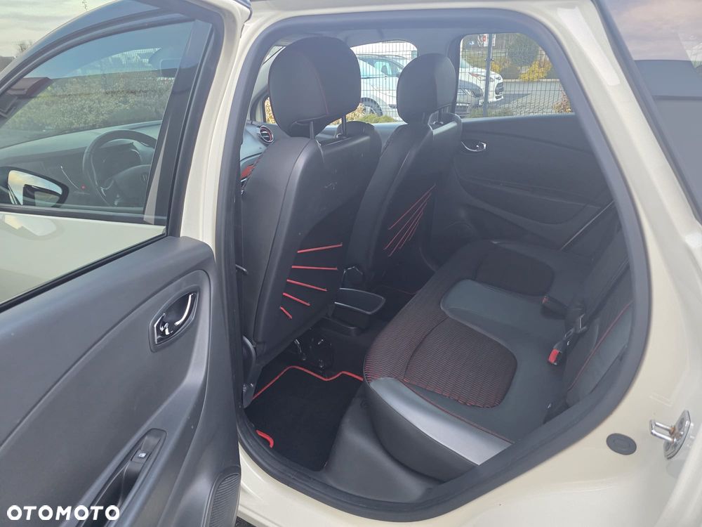Renault Captur TCe 120 EDC Helly Hansen - 15