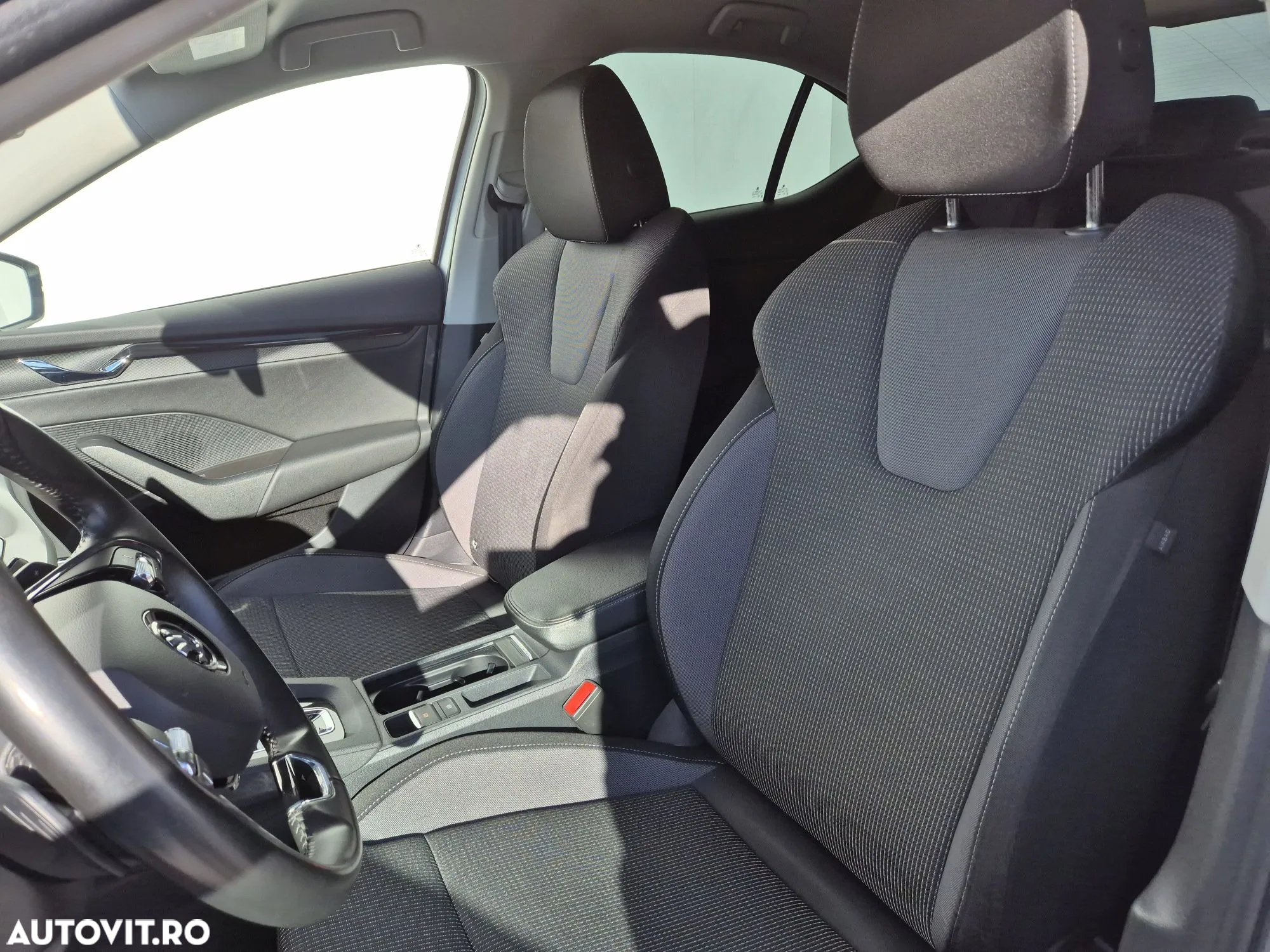 Skoda Octavia 1.0 TSI DSG Mild Hybrid Ambition - 10