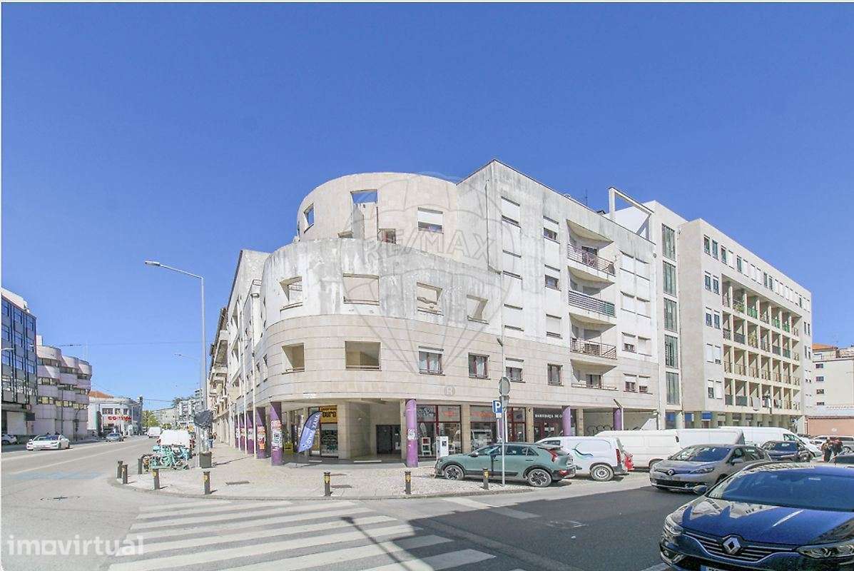 Apartamento T1+1 na Avenida Fernão Magalhães, Coimbra - Grande imagem: 2/7
