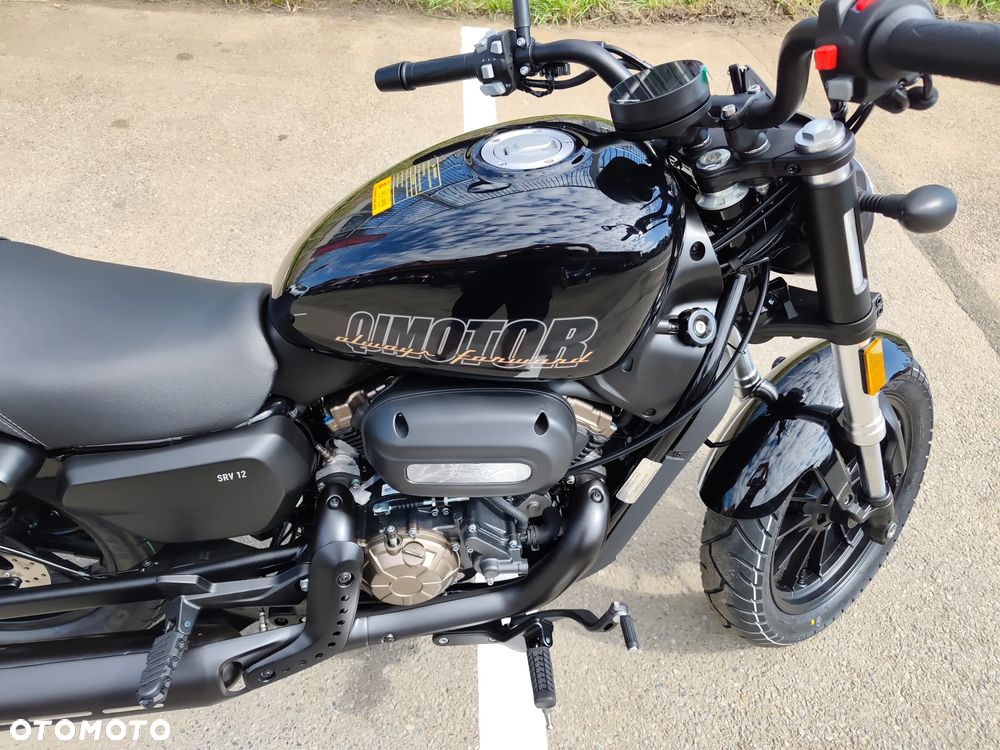 QJMOTOR SRV 125 - 11