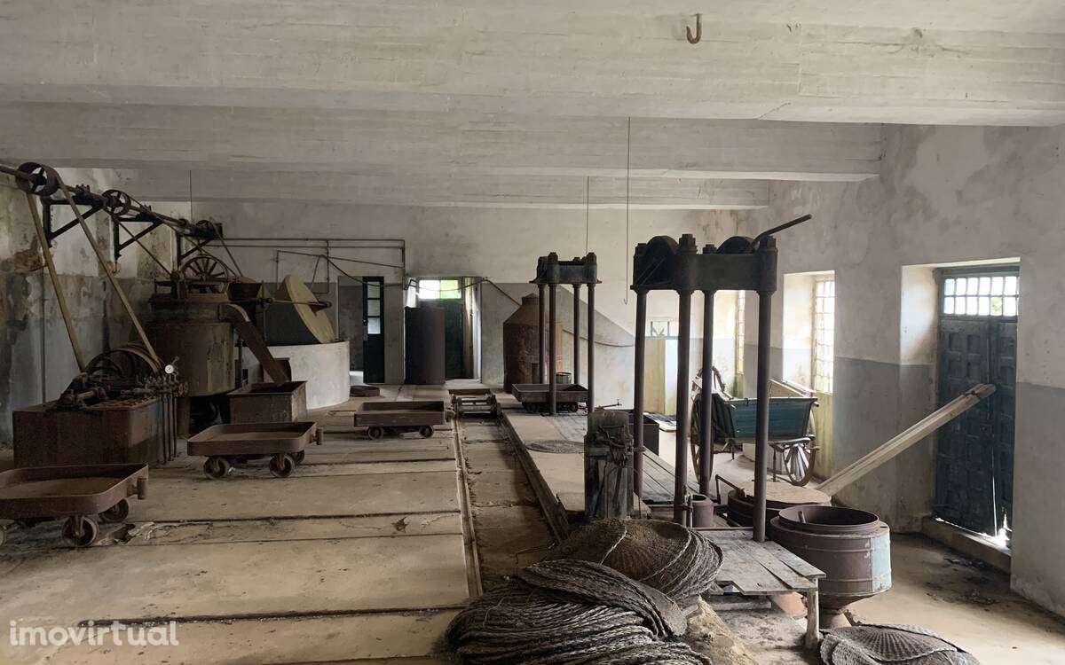 Armazém no Centro de Marmelete - Grande imagem: 5/9