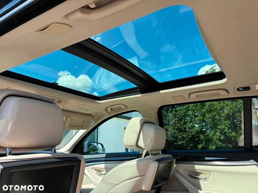 BMW Seria 5 520d - 30