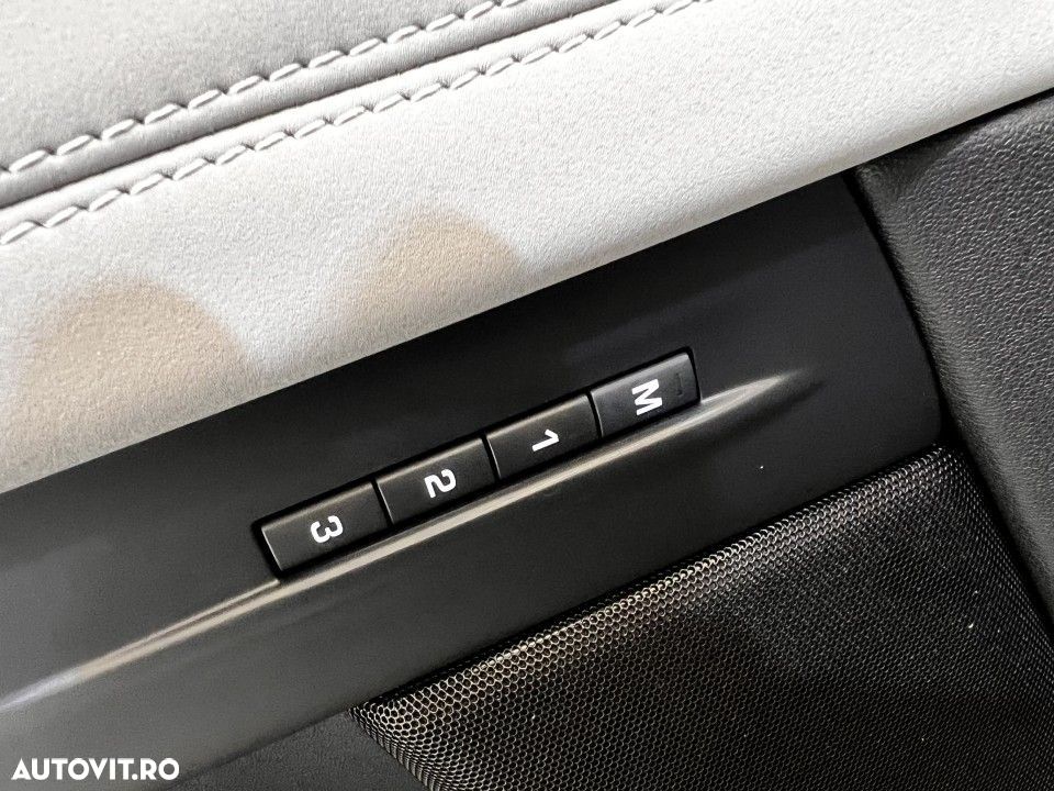 Land Rover Range Rover Evoque - 13