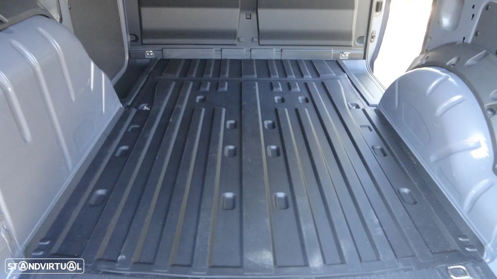 VW CADDY - 12