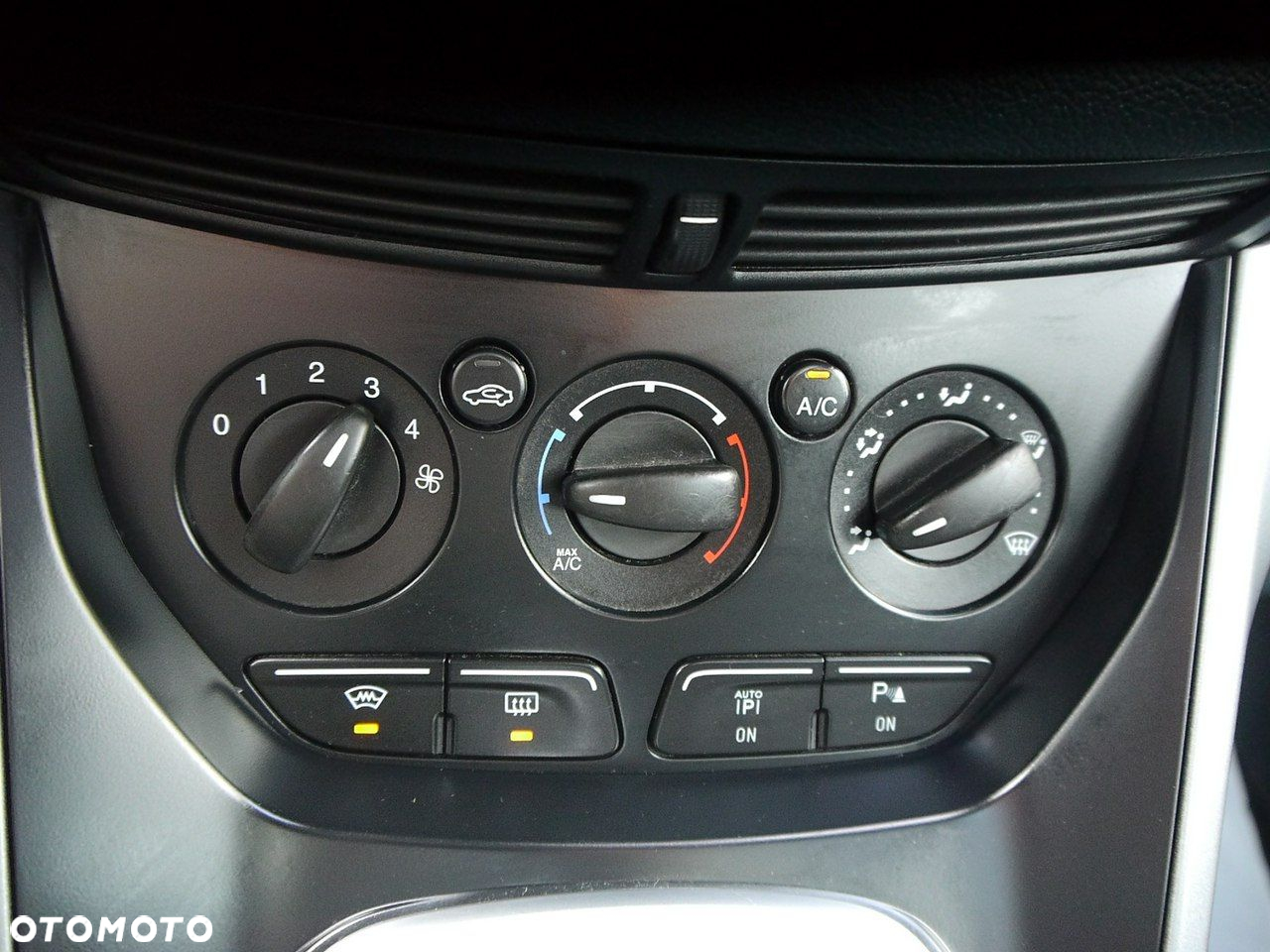 Ford C-MAX - 21