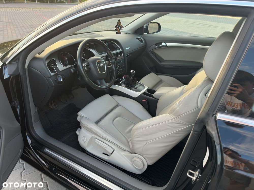 Audi A5 Coupé 2.0 TDI DPF quattro - 19