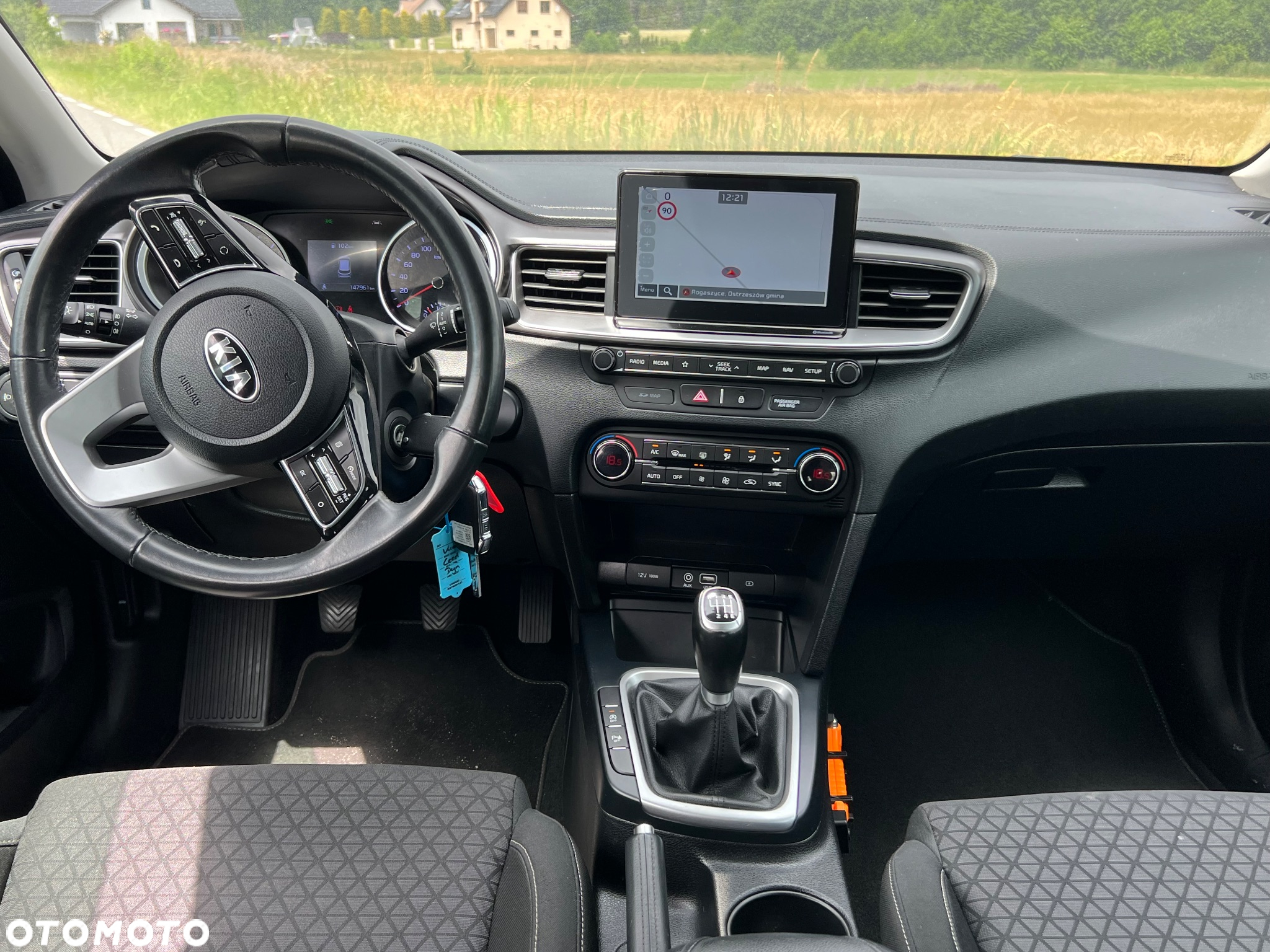 Kia Ceed 1.6 CRDi SCR L Business Line Plus - 22