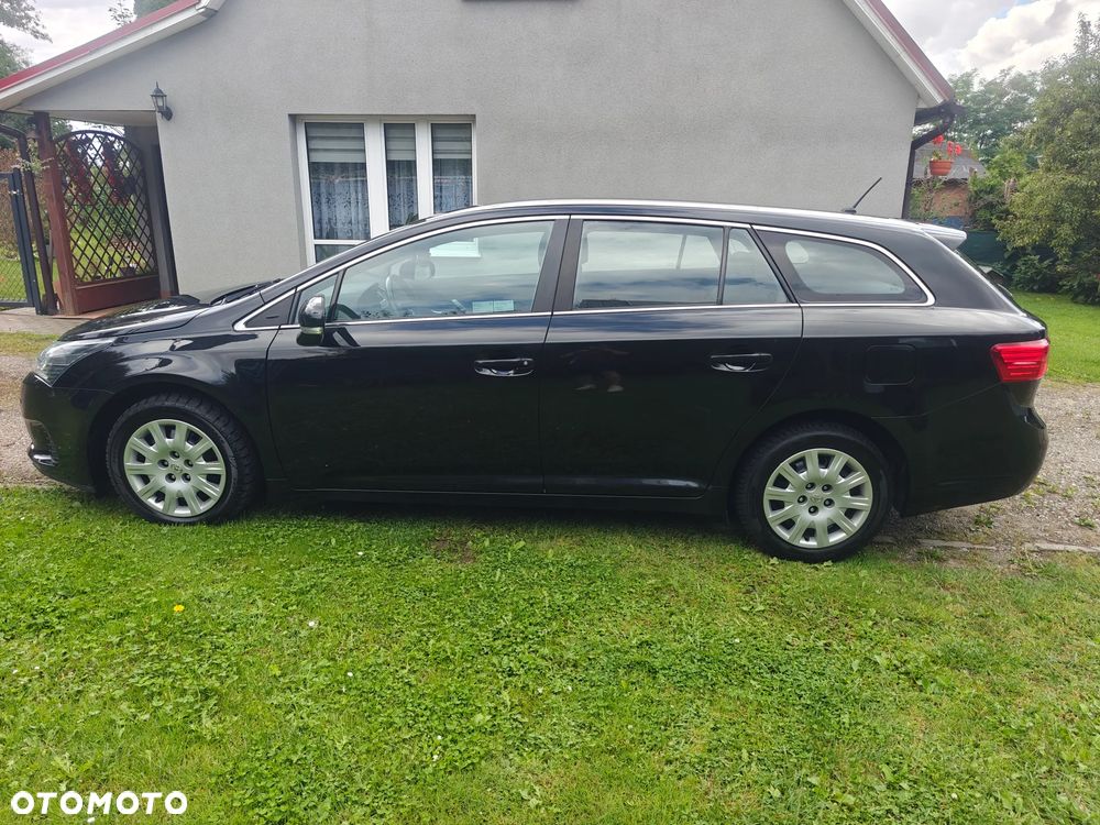 Toyota Avensis 2.0 D-4D Active - 2