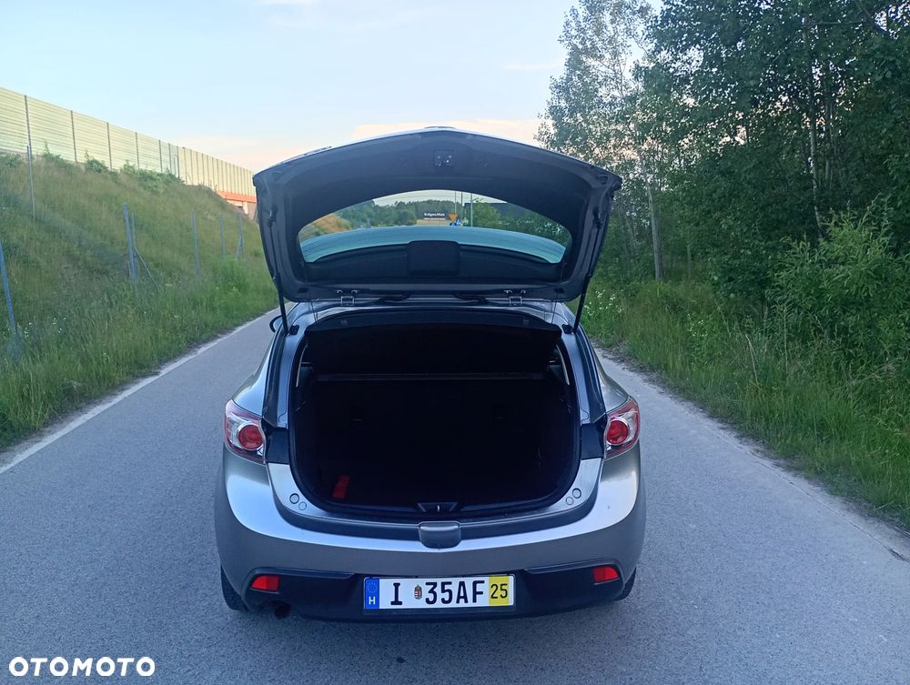 Mazda 3 1.6 Sport Active - 25