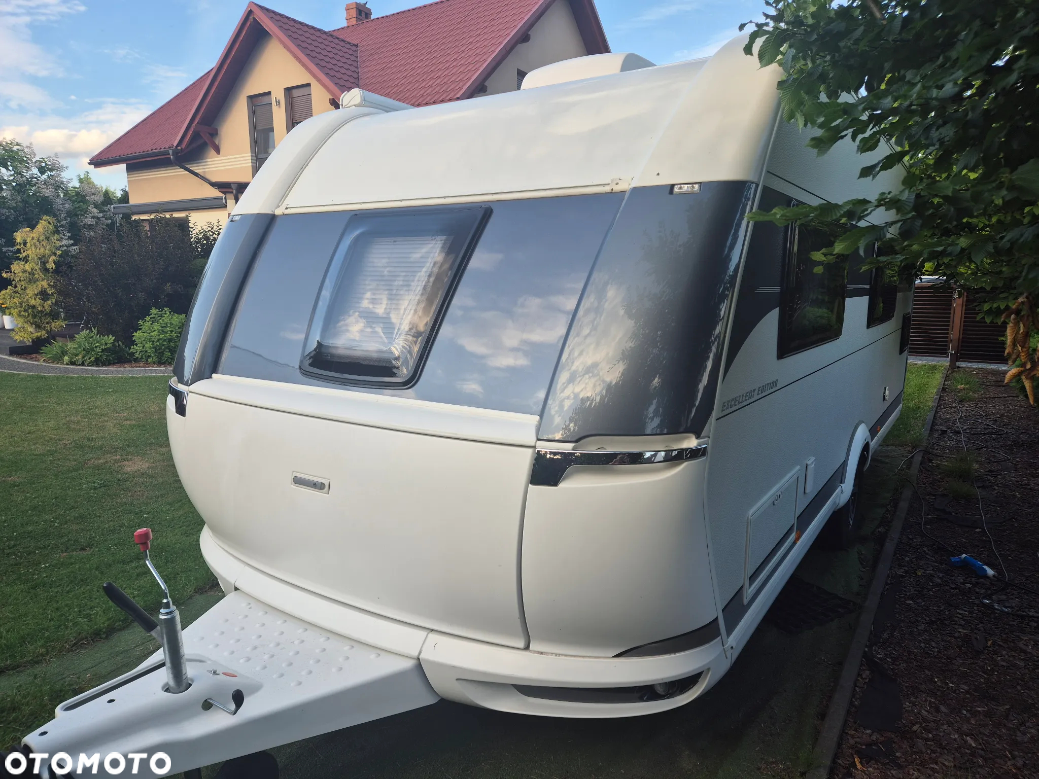 Hobby 560 KMFe Excellent Edition instalacja off-grid 230V Duo-Control - 5