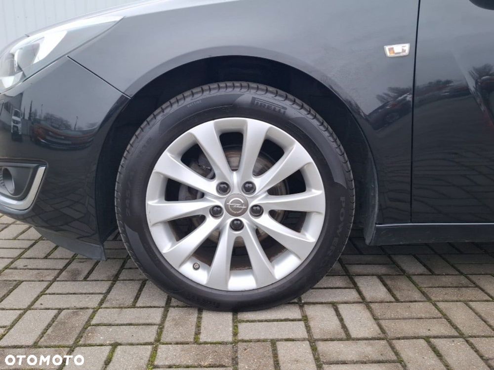 Opel Insignia 1.6 T Cosmo S&S - 13