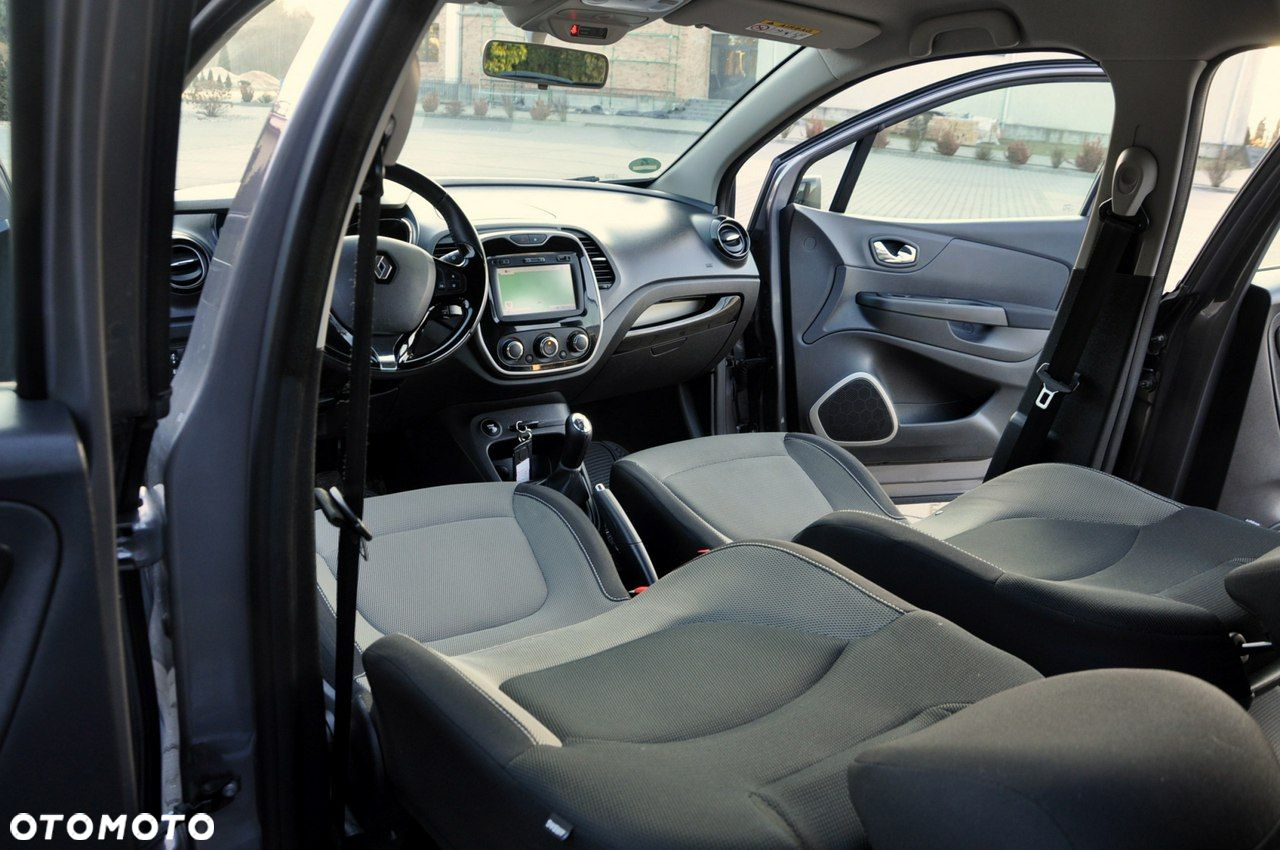 Renault Captur - 28