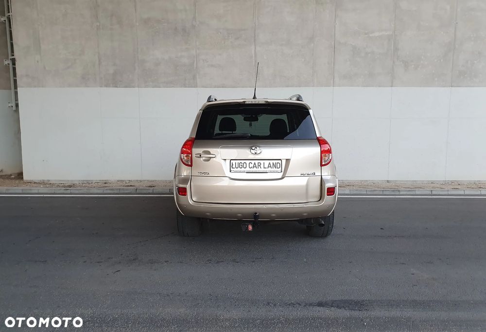 Toyota RAV4 2.2 D-4D Sol 180 - 6