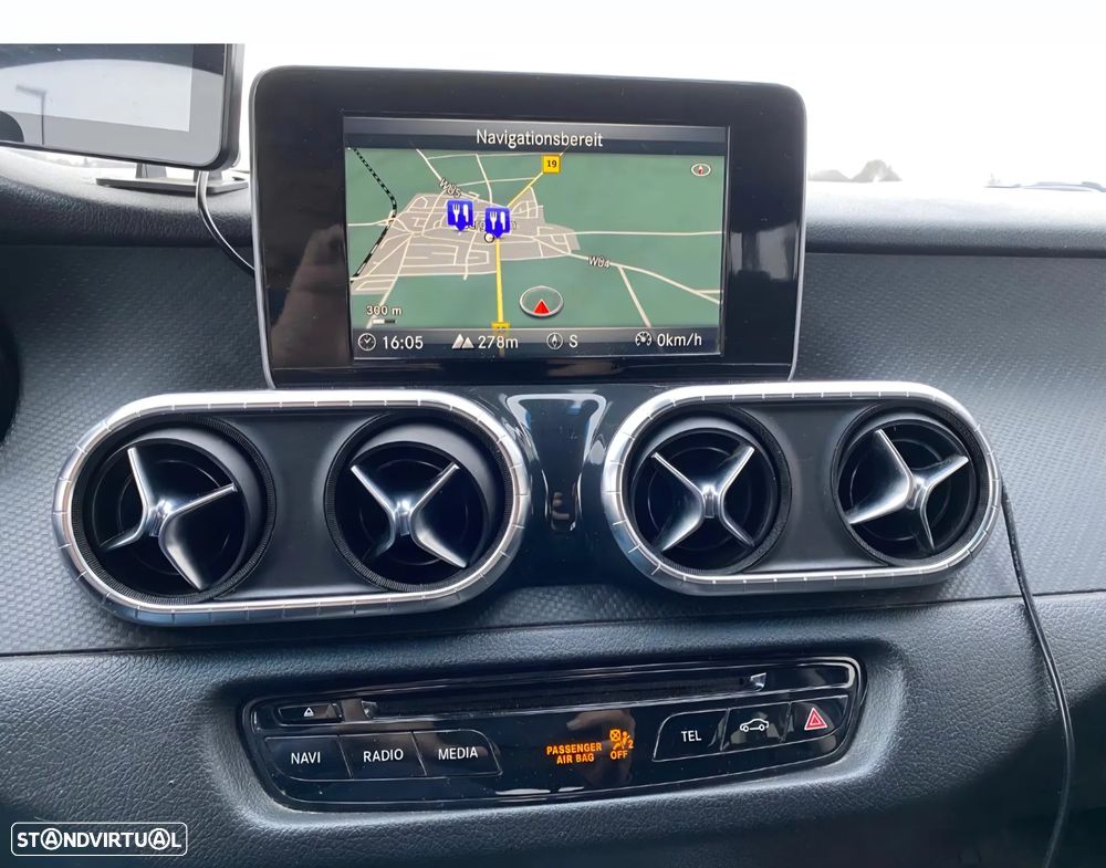 Mercedes-Benz X 250 - 15