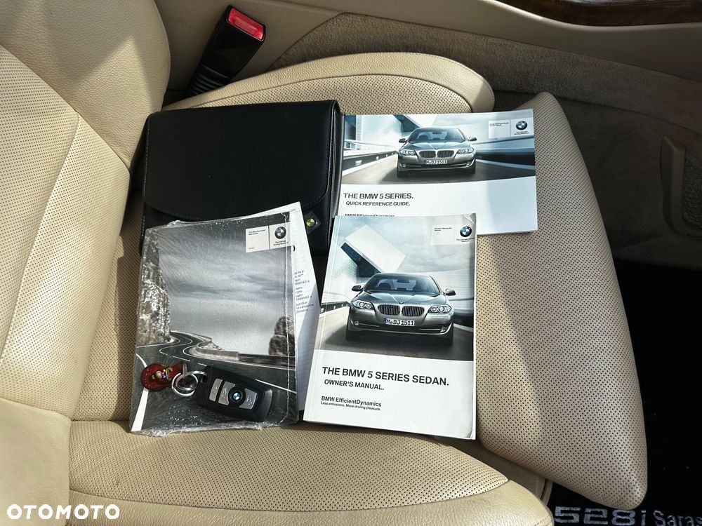 BMW Seria 5 528i - 19