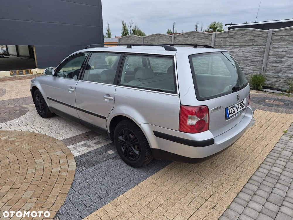 Volkswagen Passat 1.6 - 3