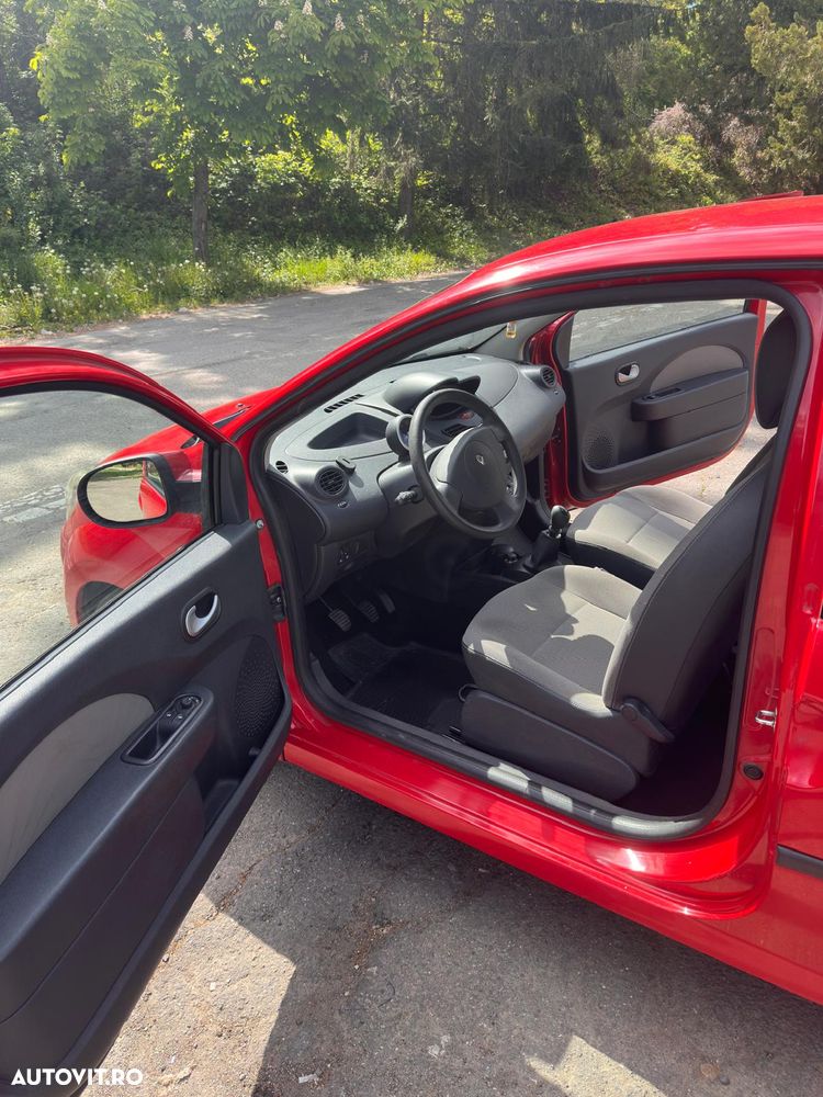 Renault Twingo 1.2 16V Trend - 12