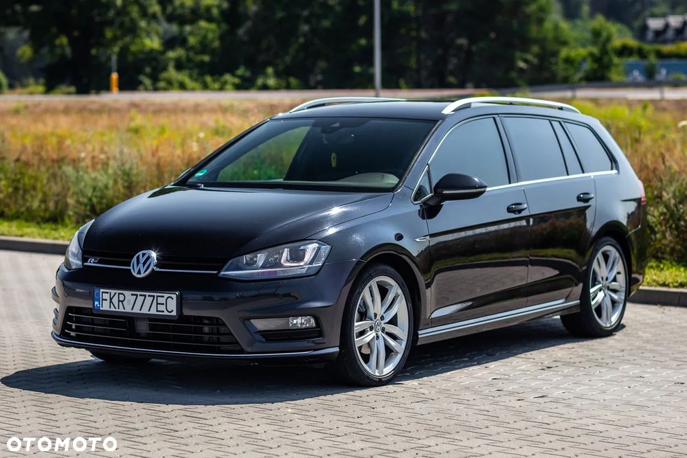 Volkswagen Golf - 2