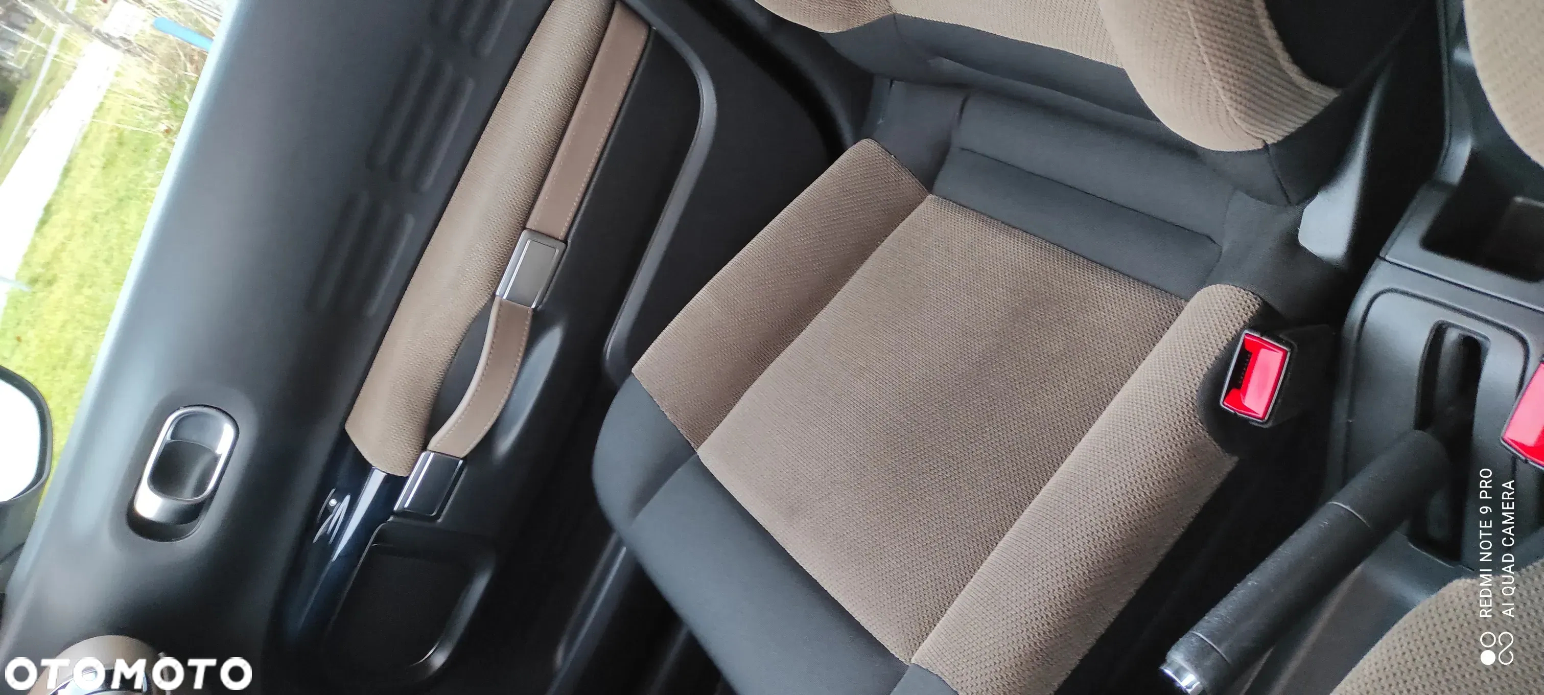 Citroën C4 Cactus 1.6 BlueHDi Live - 26