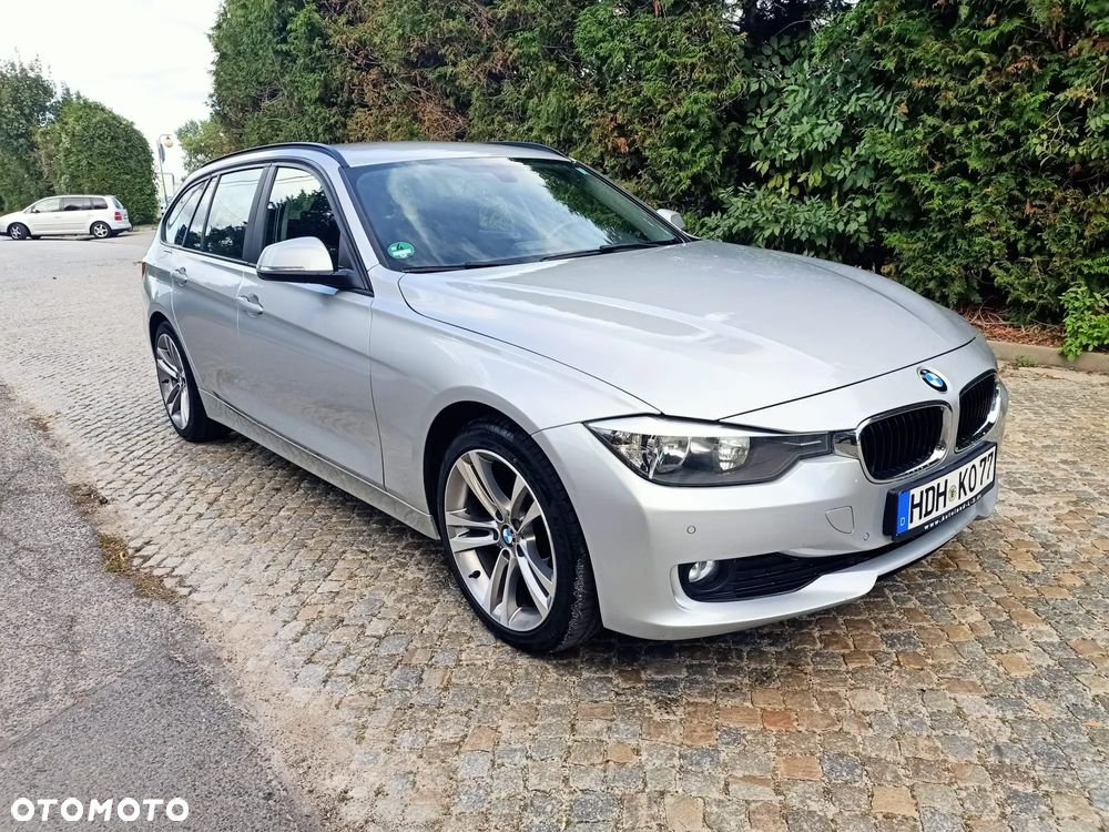 BMW Seria 3 320d Touring Sport-Aut - 20