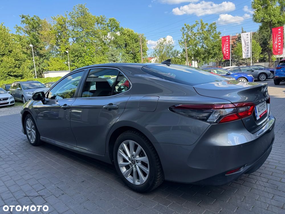 Toyota Camry 2.5 Hybrid Comfort CVT - 30